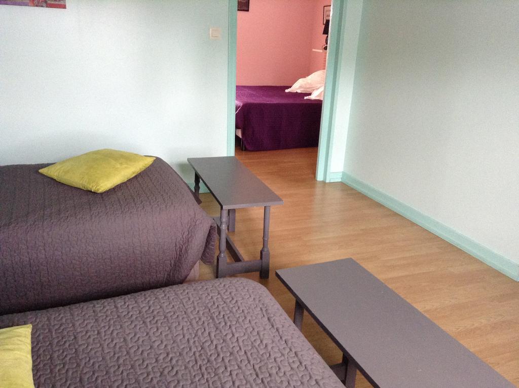 Chambres D'Hotes L'En Haut Des Vignes Mérignac Habitación foto